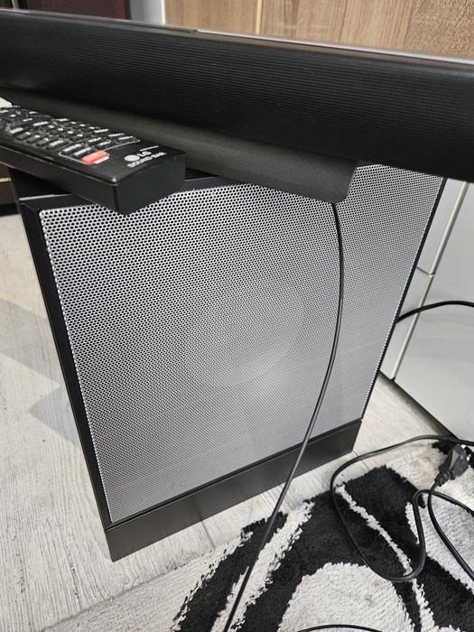 Soundbar LG cu telecomanda!