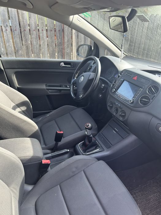 De vanzare Golf 5 Plus