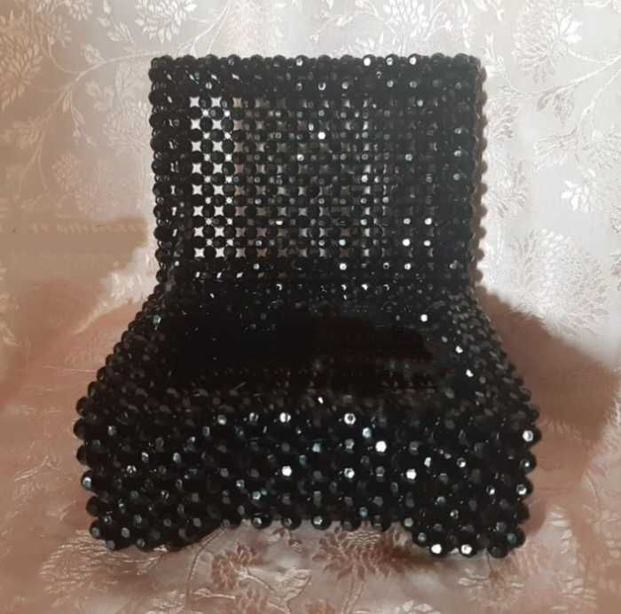 Шкатулка из бусин ручной работы