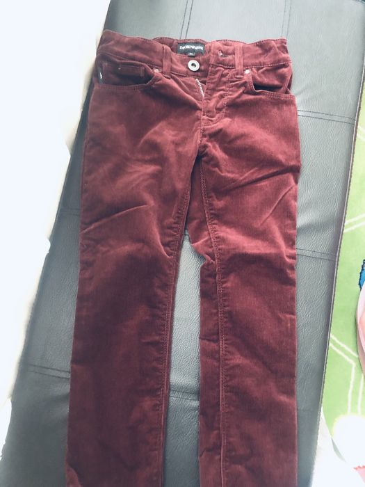 Детски панталон Армани.