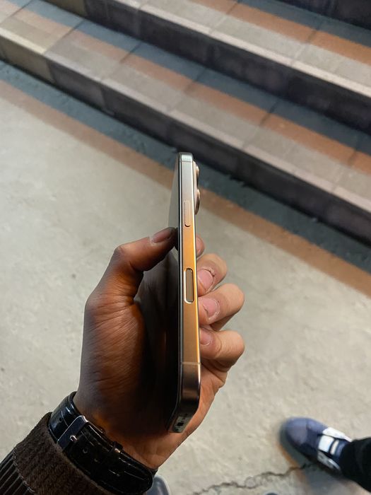 Iphone 16 pro kar dak bor hammadi ideal 10/10 sastayaniya pachkaday xu
