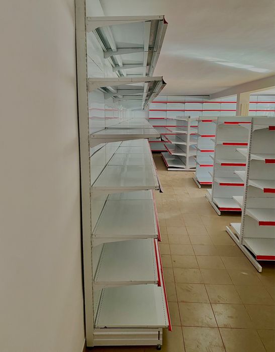 Rafturi pentru magazin metalice reglabile