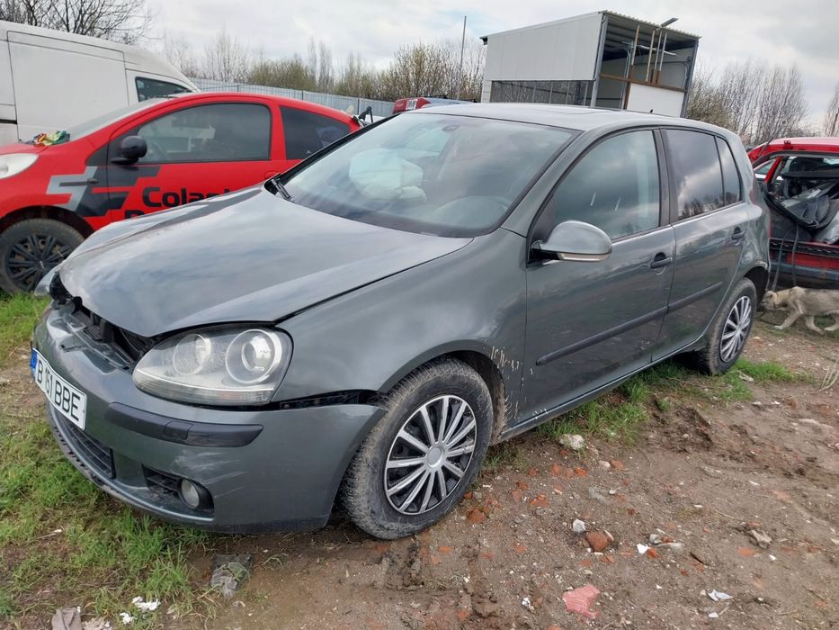 Vw golf 5 usi bara hayon portbagaj motor interior piele usa aripa far motor electromotor alternator 2.0 fsi roti rezerva 5x112 oglinda clima pompa