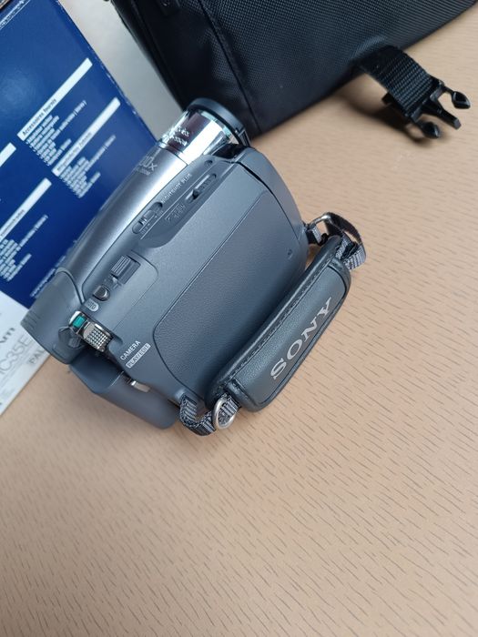Видеокамера Sony Handycam