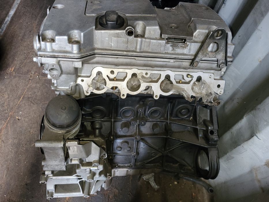 Двигатель на Мерседес, объем 2.2