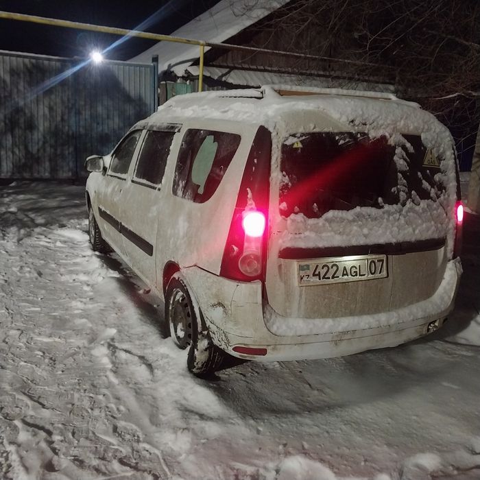 ЛАРГУС  сатылады 7 орындық. Омен.