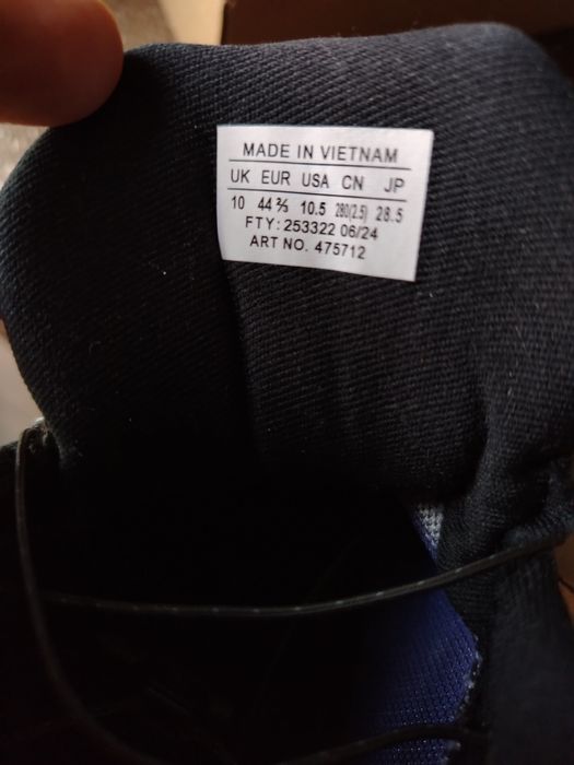 Мъжки туристически обувки. Salomon