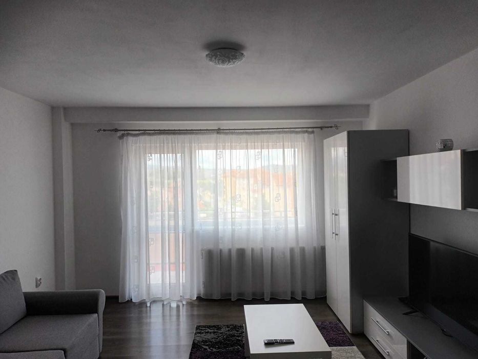 Apartament de inchiriat