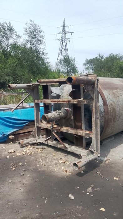 Продам силос со шнеком