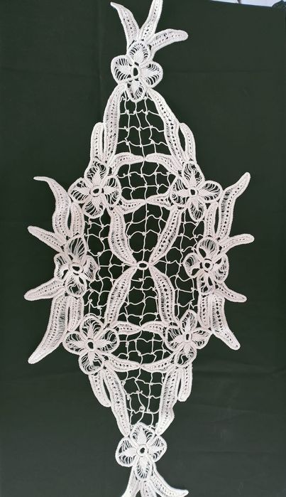 Mileuri macrame noi