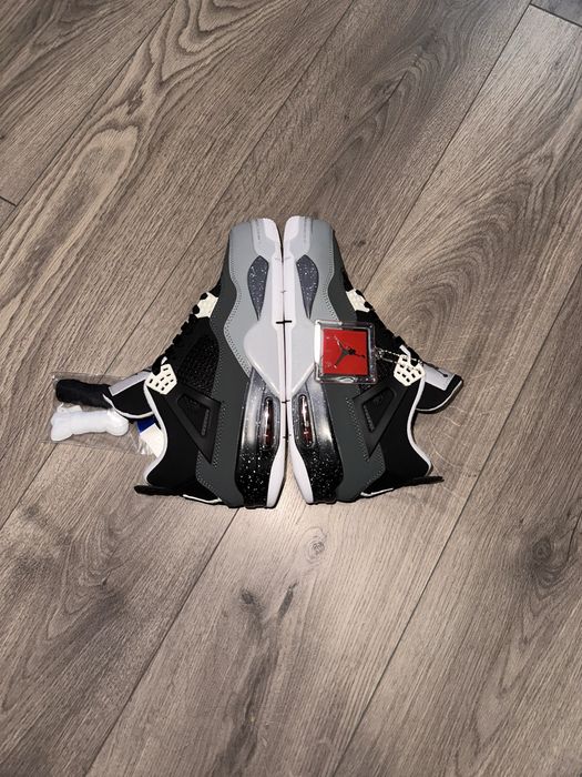 Jordan 4