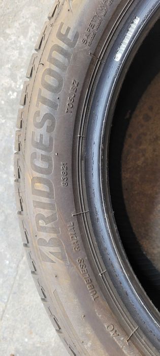 Anvelopa Bridgestone 215 50 R18 vara