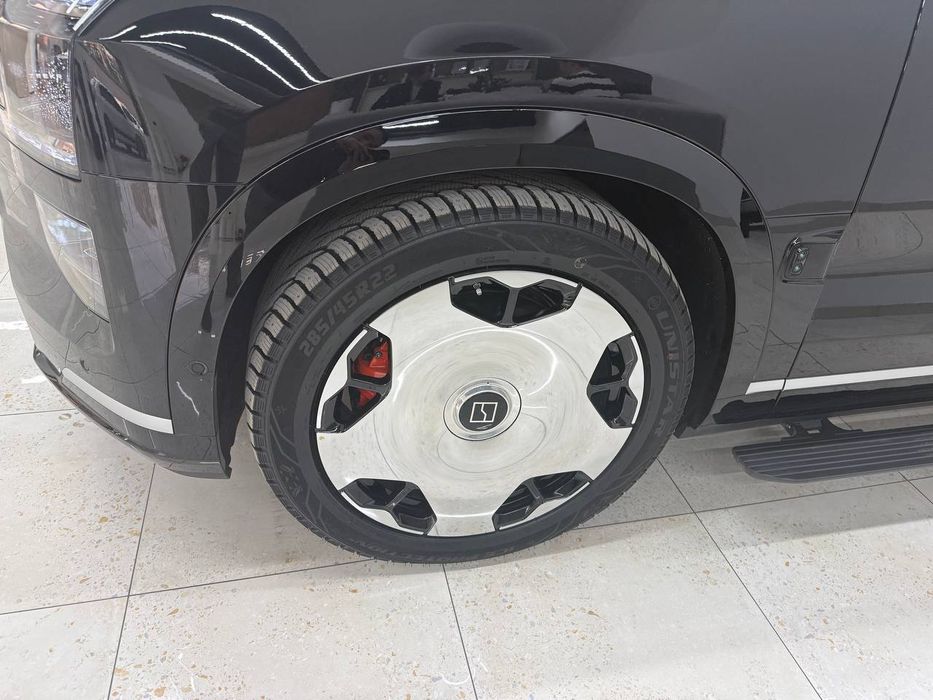 ZEEKR X9 sotiladi naxtga kraska toza