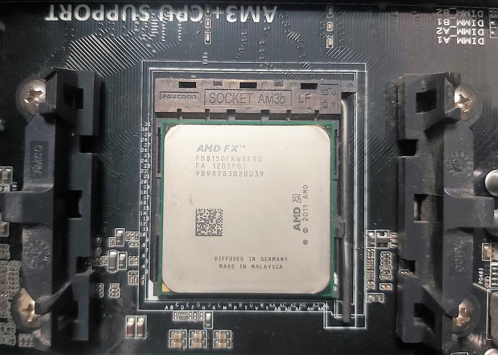 Материнская плата AMD Asus и Процессор AMD