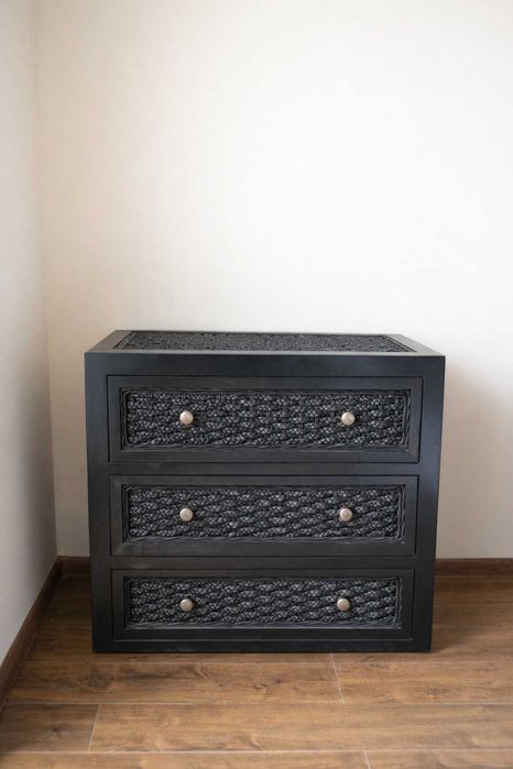 4 модела скринове от масивно дърво и ратан – внос от Индонезия