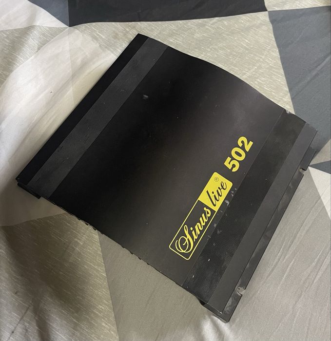 Amplificator auto Sinus Live 502 – 2 canale, stare foarte bună