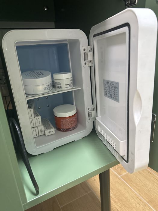 Холодильник для косметики