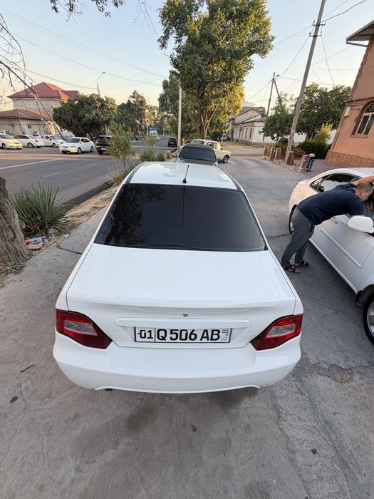 Neksa 2 kiraskasi toza afta salondan bir qol olib minlngan xarajatiyoq