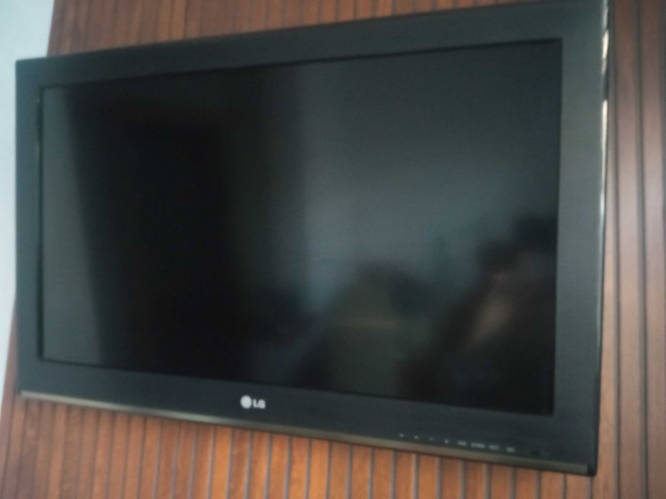 Телевизор 32 диагональ LG