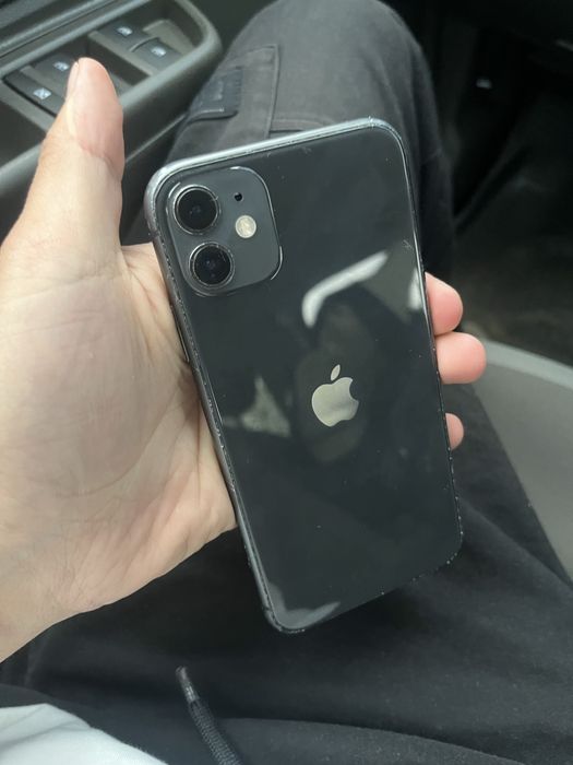 Iphone 11 64 GB черный