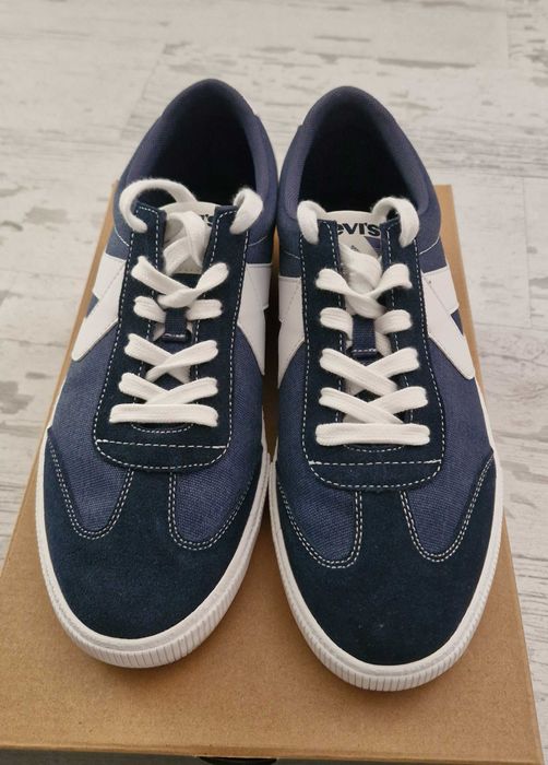 Спортни обувки Levis