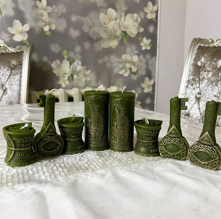 Восковые свечии