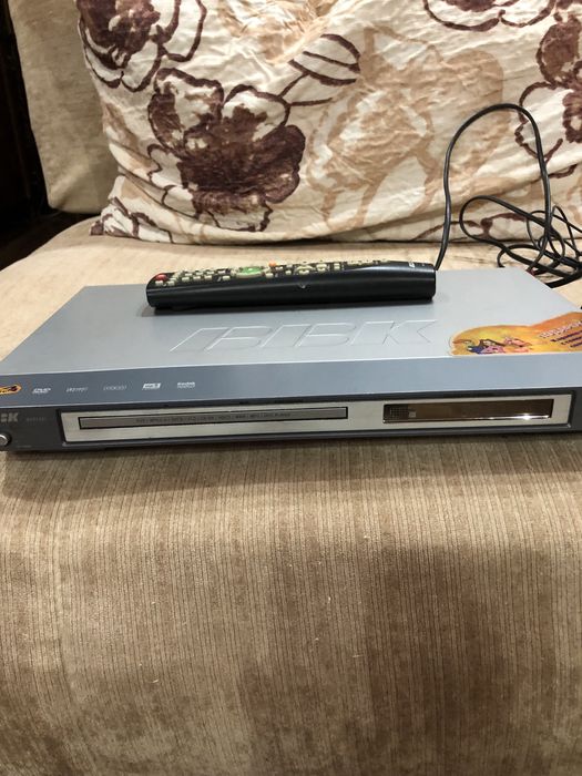 Продается DVD проигрыватель