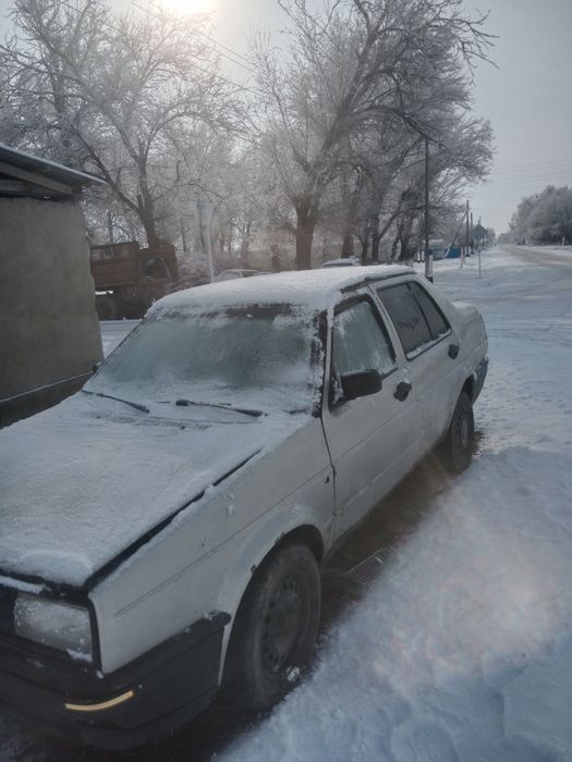 Джетта 1.8 объем