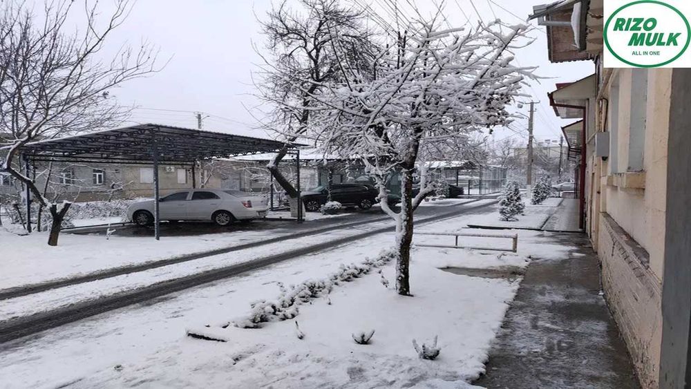 Учтепа тумани Хондамир махалласида ховли сотилади. NR494/149