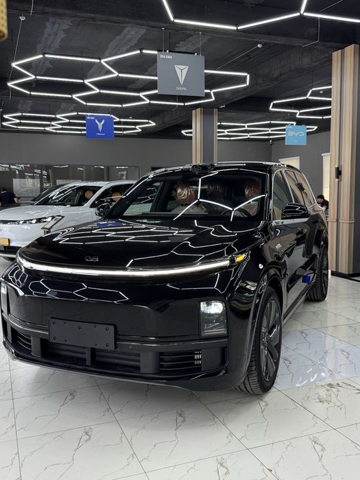 Li 9 avto Ultra full yili 2025