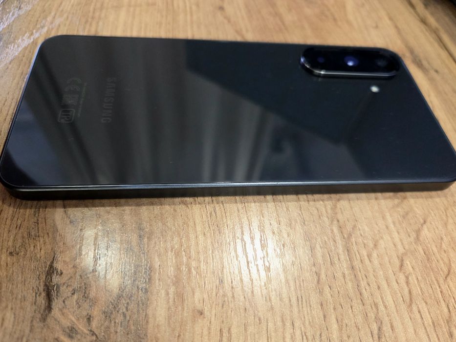 Samsung A36 5G 8/256gb.