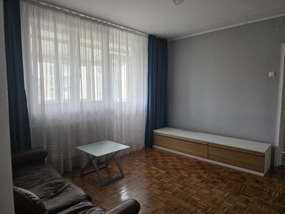 Vand apartament 2 camere
