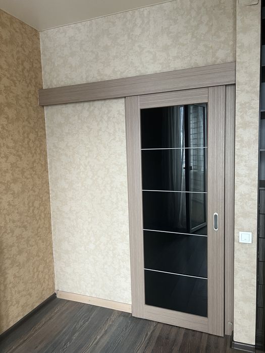 Межконтантая дверь