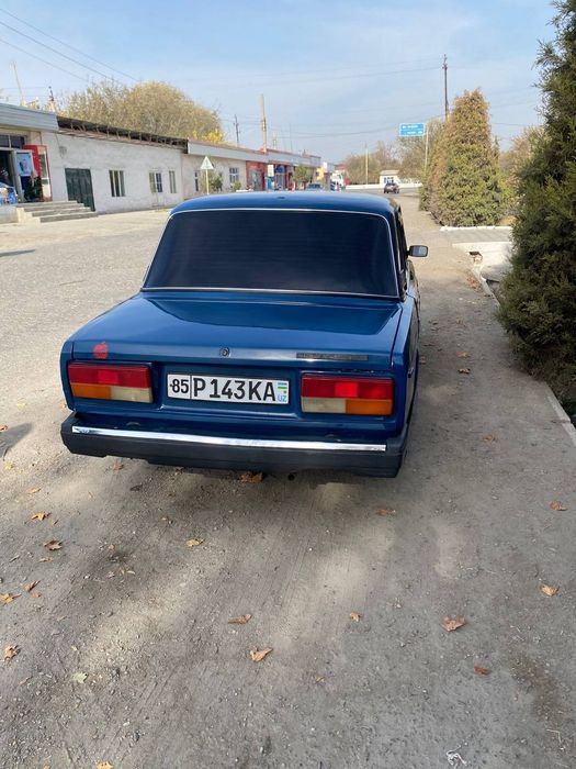 Vaz 2107 sotiladi 2002