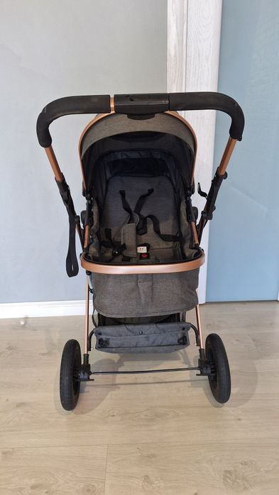 Продам коляску трансформер