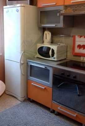 Дава се под наем Тристаен апартамент в Пловдив, Мараша - 87 кв.м за 295.8 € - Снимка #1