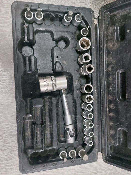 Инструменты в ассортименте