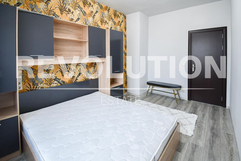 Четиристаен апартамент в жк. Драгалевци.