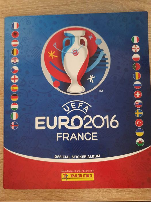 Album Panini Euro 2016, complet, editia germana cu stickere de la Coca Cola.
