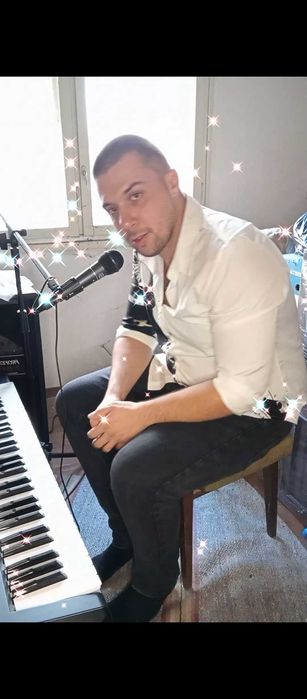 Персонална песен-поздрав по поръчка