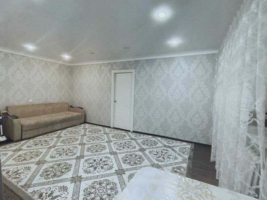 2 комнатная  2 этаж  15 млн Торг