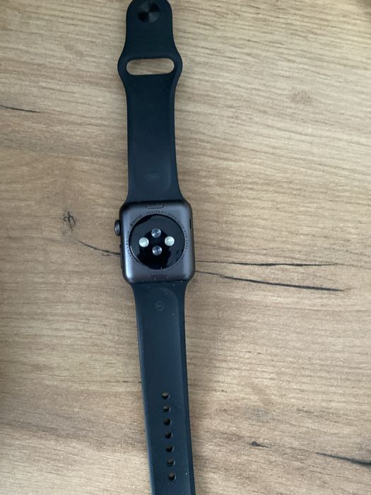Продам apple watch s3