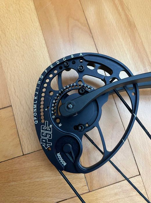 Arc compound PSE Stinger X + accesorii + geantă Avalon Tec One