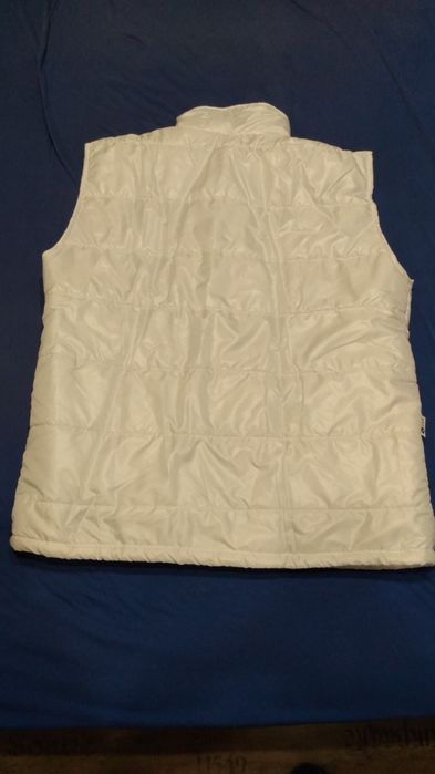 Бели работни ватирани/есенни  елеци