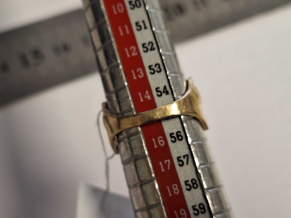 Златен Пръстен - 3,68гр. - 14к. "SOL YANIM"