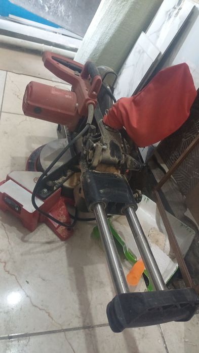 Продам пила торцовочная