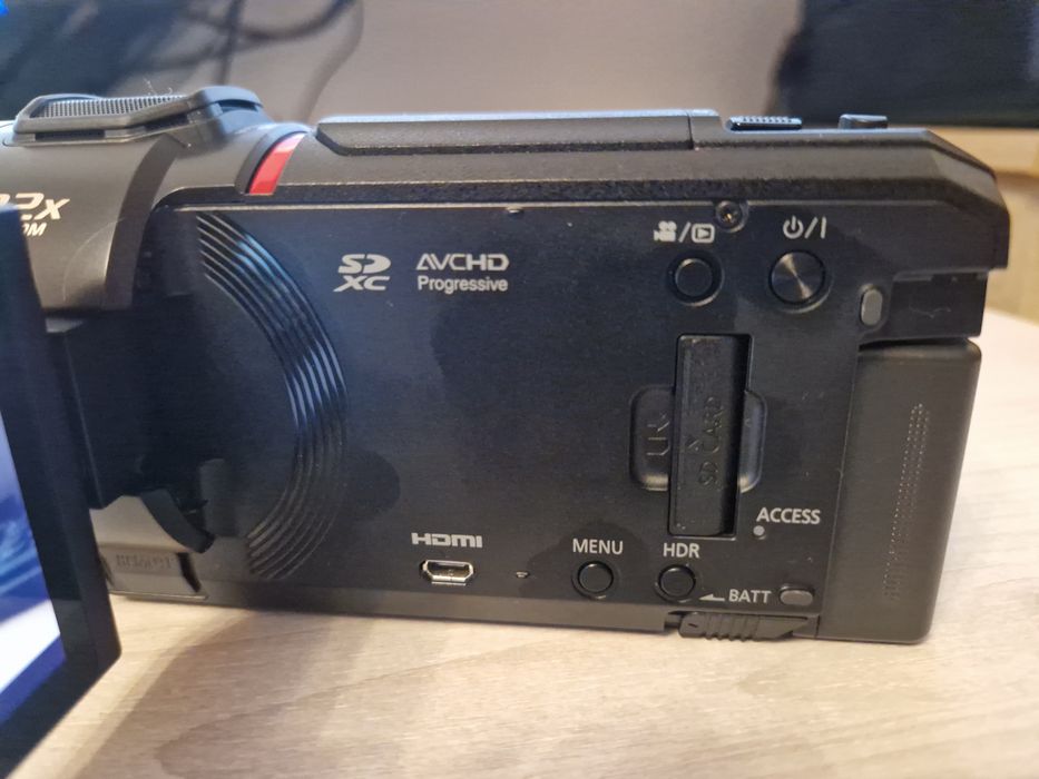 Panasonic HC-VX3 4k camera video