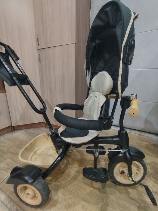 Детский трехколесный велосипед