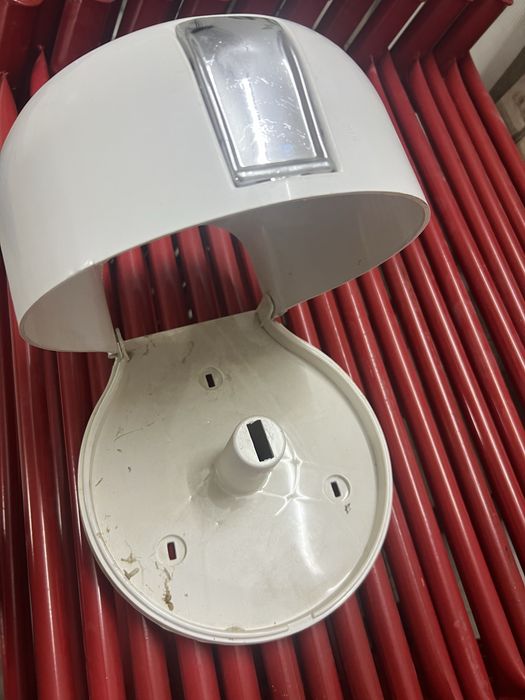 Диспенсер для бумаги