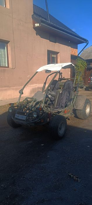 Vând sau schimb buggy